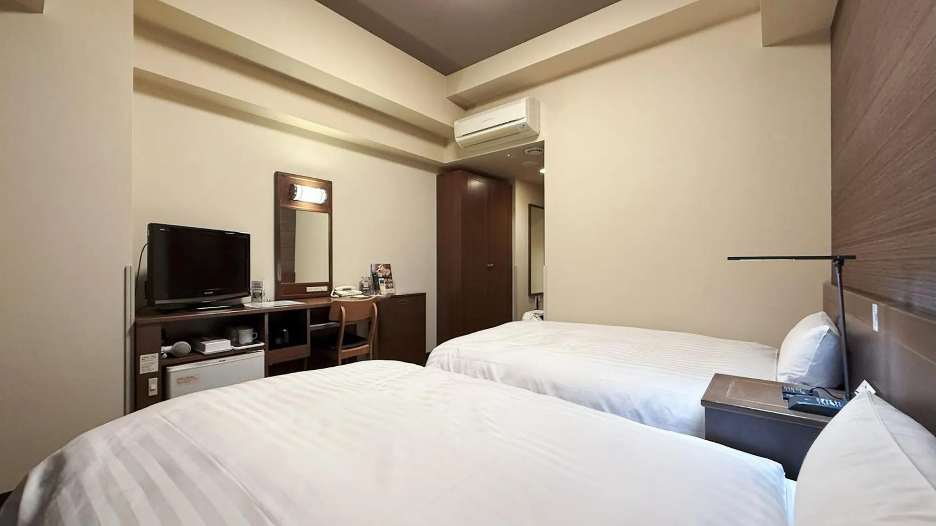 Hotel Route-Inn Hakata Ekimae -Hakataguchi- Fukuoka  3*, Fukuoka (Fukuoka) Japan